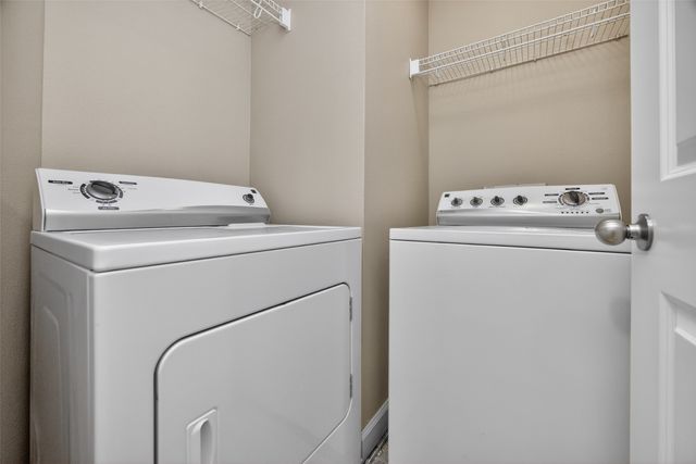 386 NE Satinwood None, Waukee, IA 50263