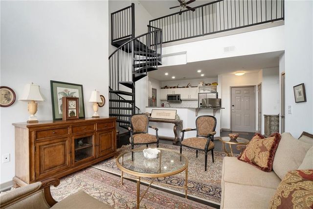 390 17th Street NW 6013, Atlanta, GA 30363