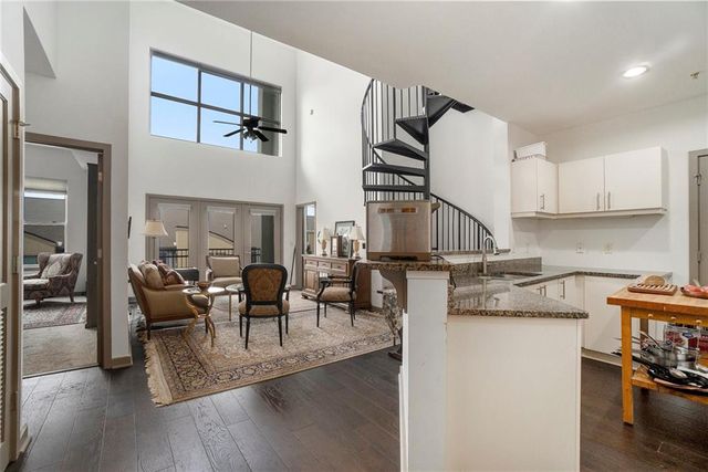 390 17th Street NW 6013, Atlanta, GA 30363