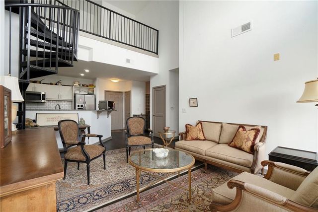 390 17th Street NW 6013, Atlanta, GA 30363