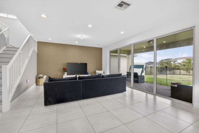 17235 Tawny Owl Trail, Loxahatchee, FL 33470