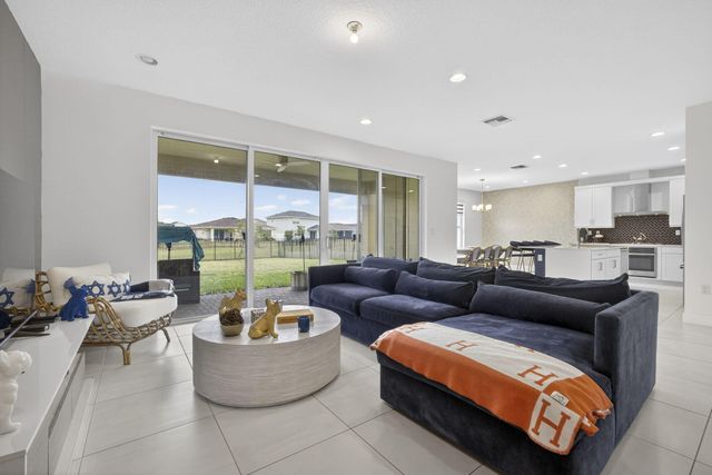 17235 Tawny Owl Trail, Loxahatchee, FL 33470