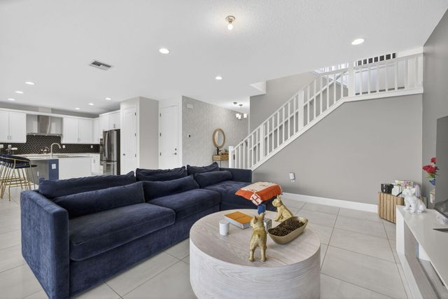 17235 Tawny Owl Trail, Loxahatchee, FL 33470