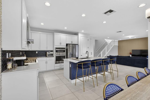 17235 Tawny Owl Trail, Loxahatchee, FL 33470