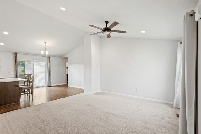 4456 E 48th Street, Des Moines, IA 50317
