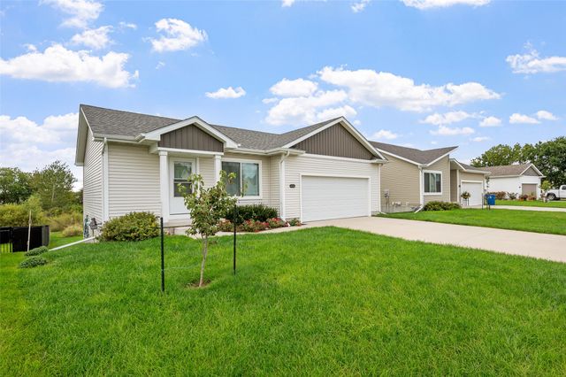 4456 E 48th Street, Des Moines, IA 50317