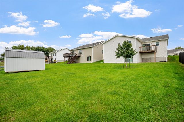 4456 E 48th Street, Des Moines, IA 50317