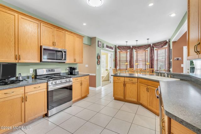 21 Fox Hollow Drive, Jackson, NJ 08527
