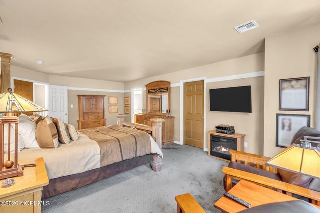 21 Fox Hollow Drive, Jackson, NJ 08527