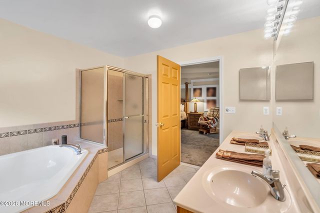 21 Fox Hollow Drive, Jackson, NJ 08527