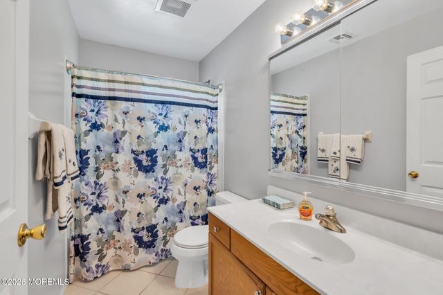 21 Fox Hollow Drive, Jackson, NJ 08527