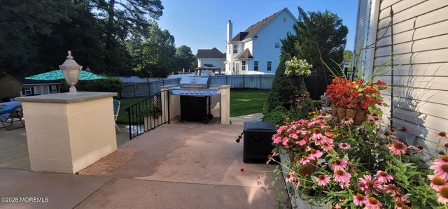 21 Fox Hollow Drive, Jackson, NJ 08527