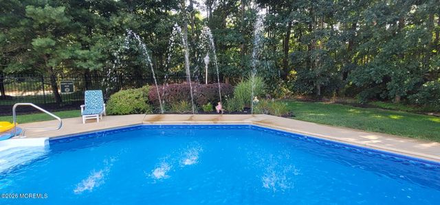 21 Fox Hollow Drive, Jackson, NJ 08527