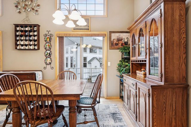 3124 Frontier Drive, Woodbury, MN 55129