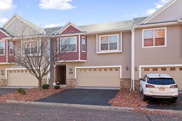 3124 Frontier Drive, Woodbury, MN 55129