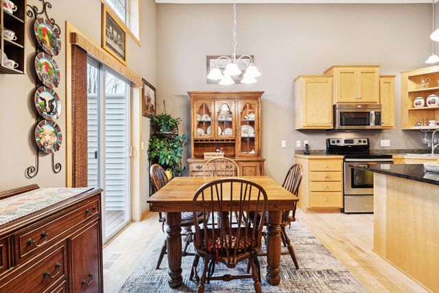 3124 Frontier Drive, Woodbury, MN 55129