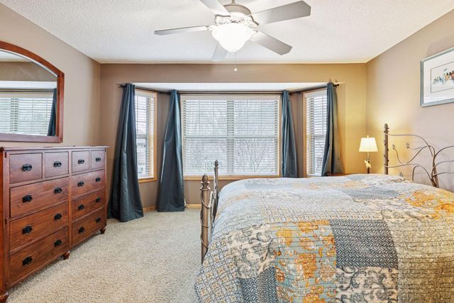 3124 Frontier Drive, Woodbury, MN 55129