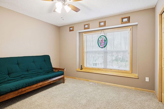 3124 Frontier Drive, Woodbury, MN 55129