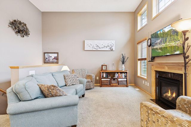 3124 Frontier Drive, Woodbury, MN 55129