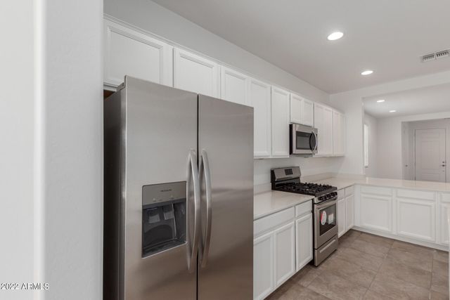 9239 W Sells Drive, Phoenix, AZ 85037