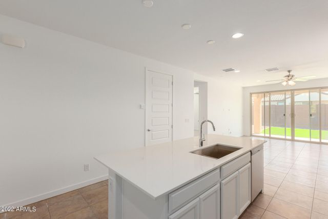 9239 W Sells Drive, Phoenix, AZ 85037