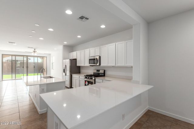 9239 W Sells Drive, Phoenix, AZ 85037