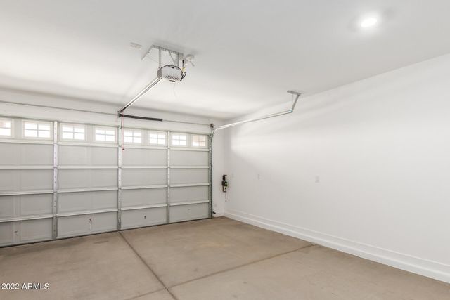 9239 W Sells Drive, Phoenix, AZ 85037