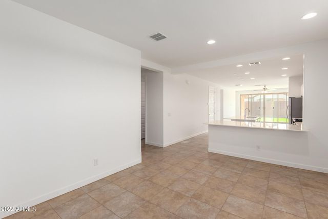 9239 W Sells Drive, Phoenix, AZ 85037