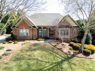 558 Sterling Water Drive, Monroe, GA 30655