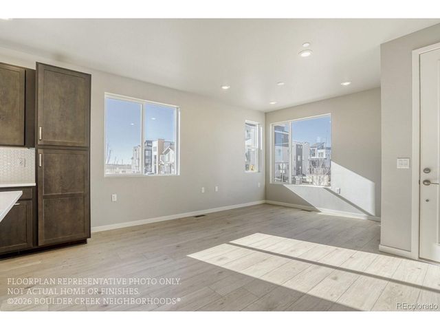 180 55th St, Boulder, CO 80303