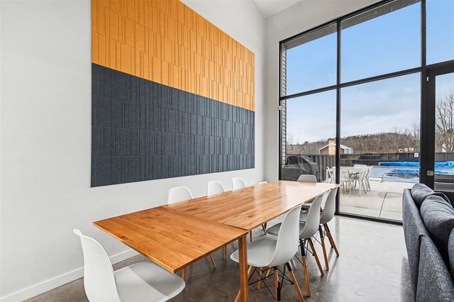 7426 Lake Solis Drive, Stevensville, MI 49127