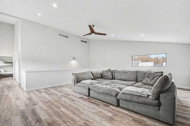 7426 Lake Solis Drive, Stevensville, MI 49127