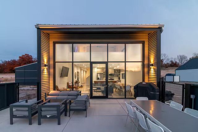 7426 Lake Solis Drive, Stevensville, MI 49127