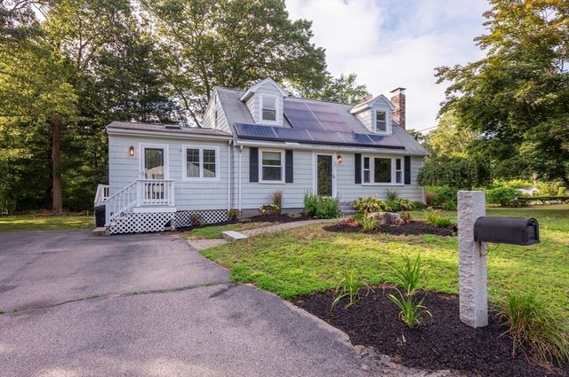 162 5th Street, Stoughton, MA 02072
