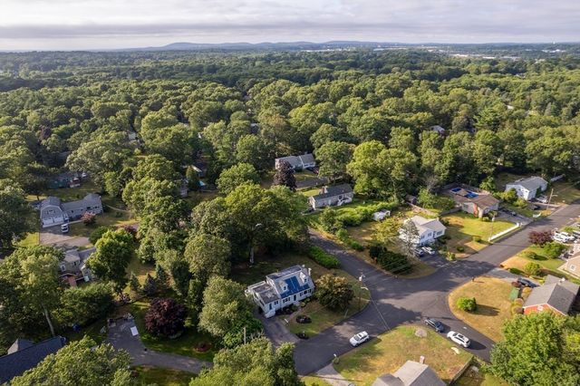 162 5th Street, Stoughton, MA 02072