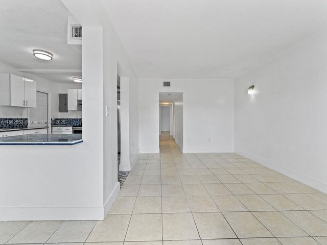 9100 SW 95th Ave 9100, Miami, FL 33176