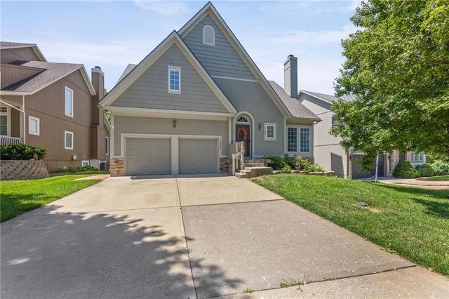 23625 W 126TH Terrace, Olathe, KS 66062