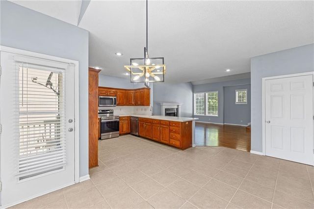 23625 W 126TH Terrace, Olathe, KS 66062