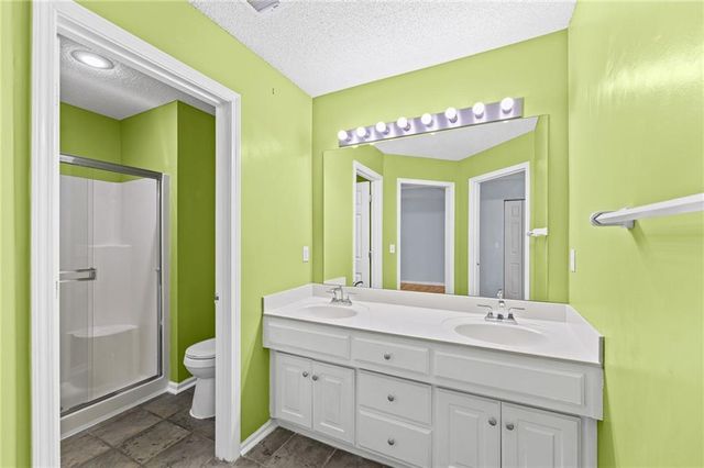 23625 W 126TH Terrace, Olathe, KS 66062