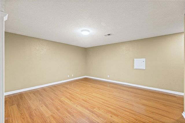 23625 W 126TH Terrace, Olathe, KS 66062