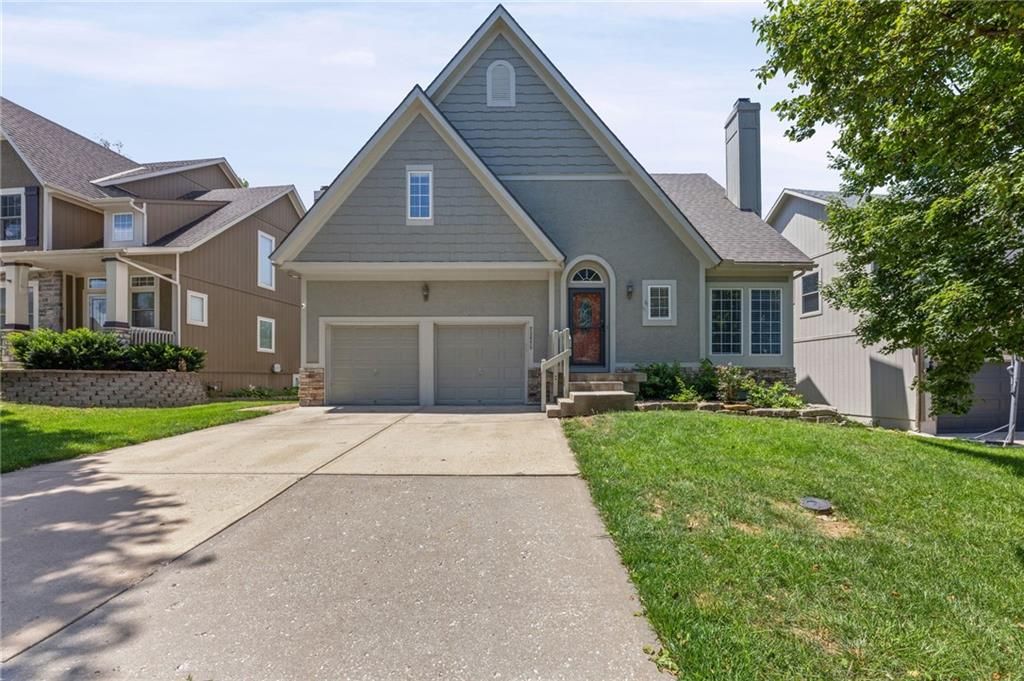 23625 W 126TH Terrace, Olathe, KS 66062