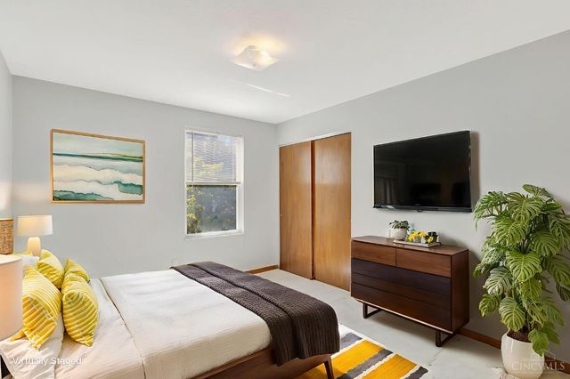 3646 Rackacres Drive, Green Twp, OH 45211