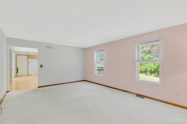 3646 Rackacres Drive, Green Twp, OH 45211