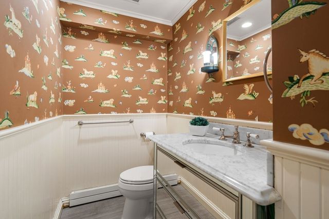 5 Charles River Square, Boston, MA 02114