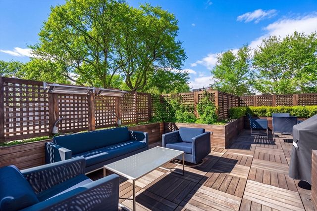 5 Charles River Square, Boston, MA 02114