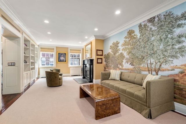 5 Charles River Square, Boston, MA 02114