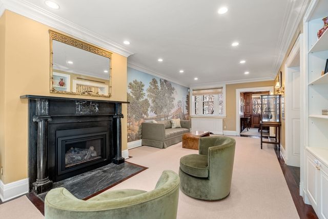 5 Charles River Square, Boston, MA 02114