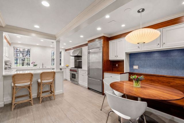 5 Charles River Square, Boston, MA 02114