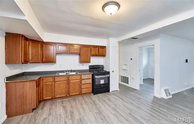 419 Cameron Road, Riverview, MO 63137