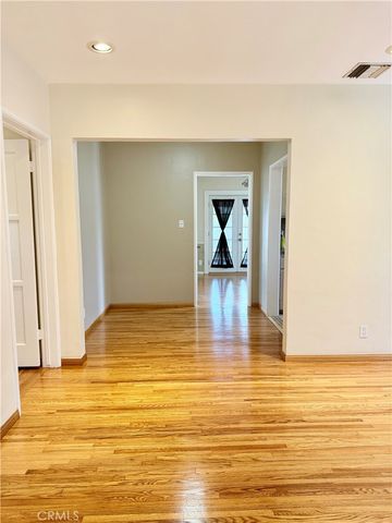 828 N Pass, Burbank, CA 91505